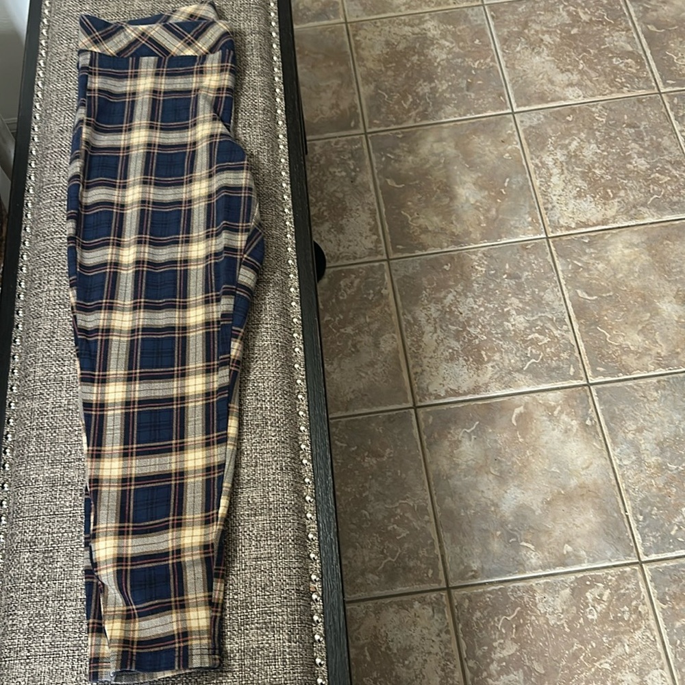 TORRID pixie pant size 2